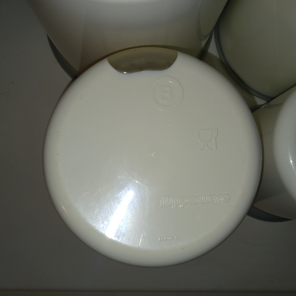 Tuppereare One Touch Canister Set - White/Gray - Vintage - Picture 8 of 10